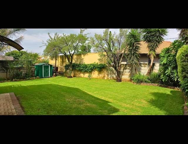 5 BEDROOM HOUSE FOR SALE IN ELANDSPARK
